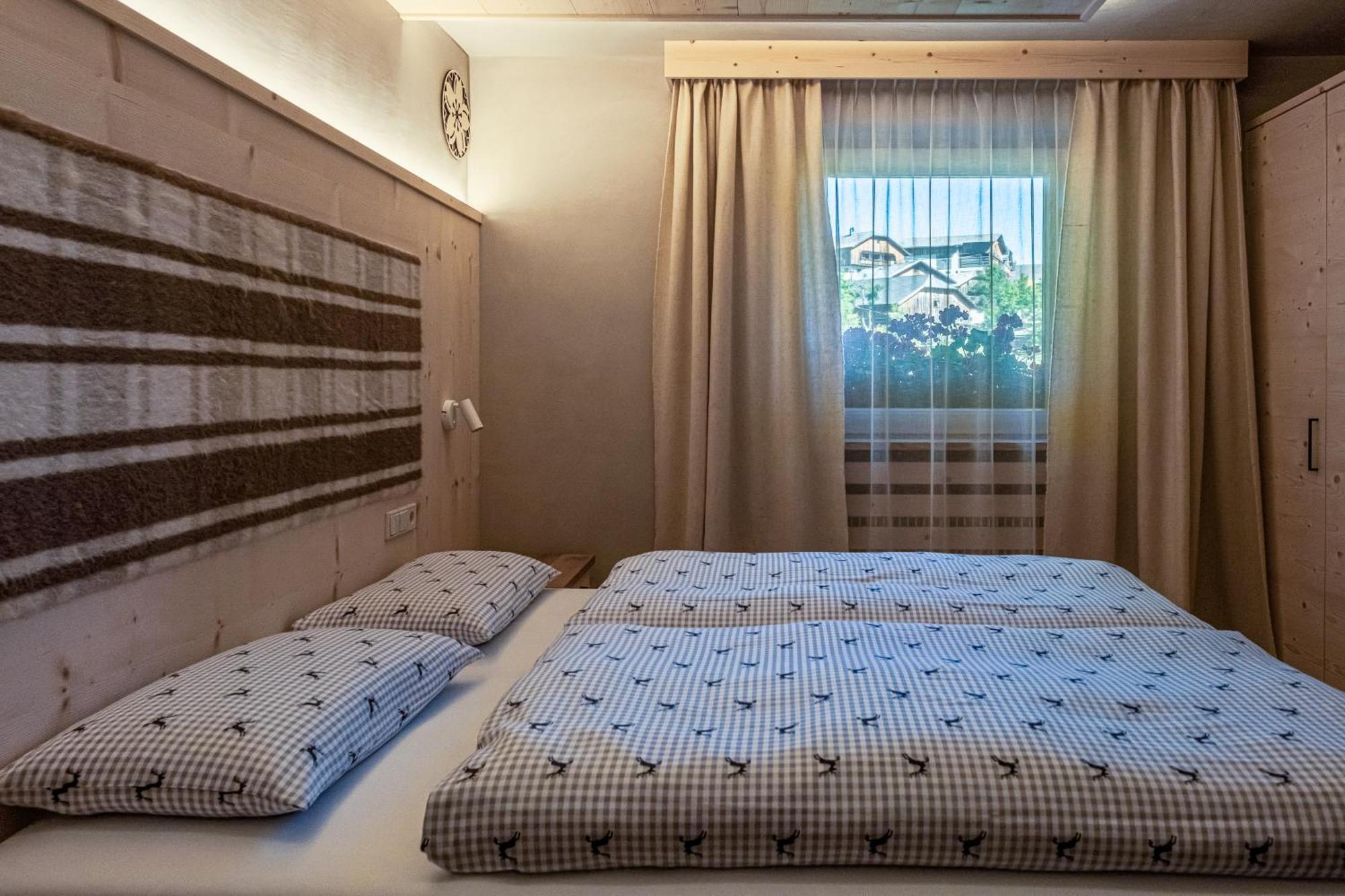 Ciasa Iachin - Dolomites Dream Retreat Apartment Сан Мартино ин Бадия Екстериор снимка